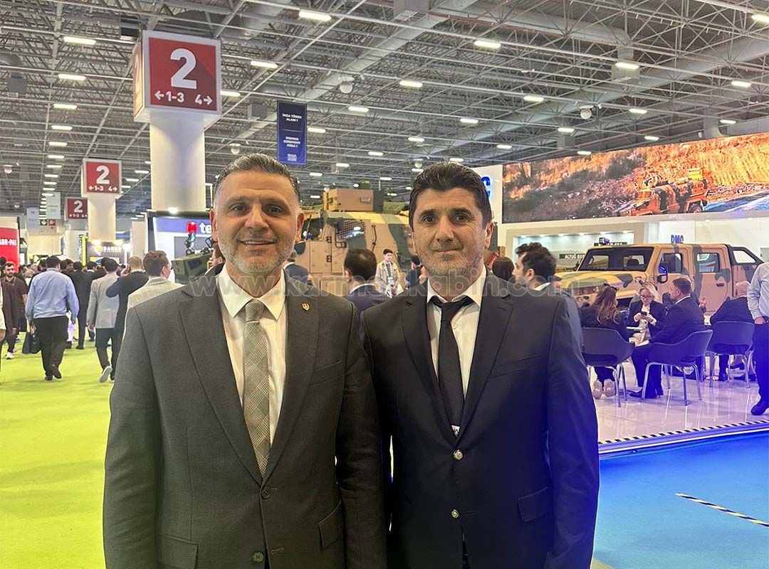 Bilal Topçu, President of the Turkish Armed Forces Foundation, visiting the Karmod Kabin stand at SAHA EXPO 2026