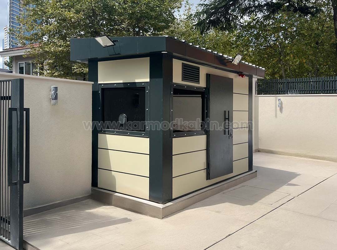 Riskli Bölgelerde Kompozit Kaplamalı Zırhlı Güvenlik Kabini Modeli