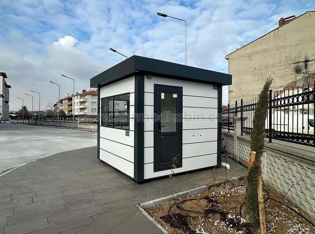 The Impact of Security Booths on Personnel