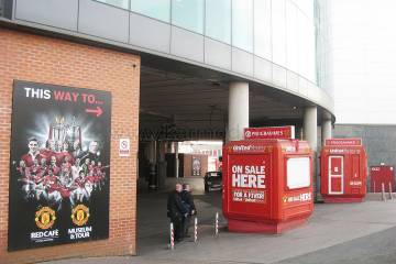ticket-sales-kiosks-for-manchester-united-product-sales-stores-63660.jpg