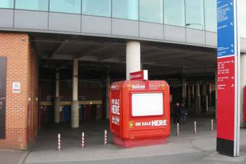 ticket-sales-kiosks-for-manchester-united-product-sales-stores-63660_1.jpg
