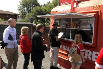 ticket-sales-kiosks-for-manchester-united-product-sales-stores-63660_5.jpg